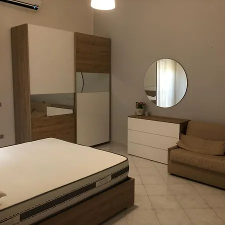 Urban Chic * Νάπολη