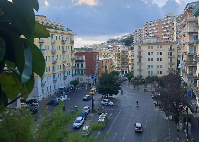 Urban Chic * Naples