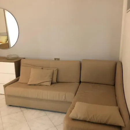 Urban Chic Apartament Neapol